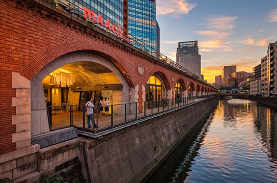 mAAch ecute Kanda Manseibashi View