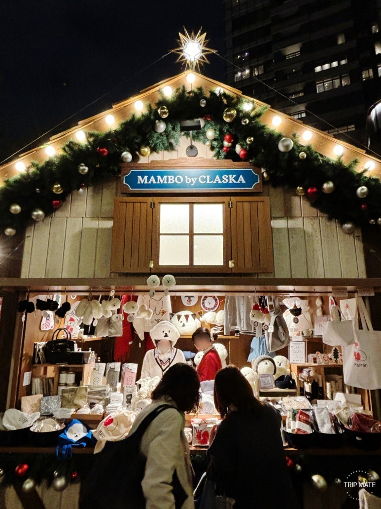 MAMBO by CLASKA booth with character goods and fashion items