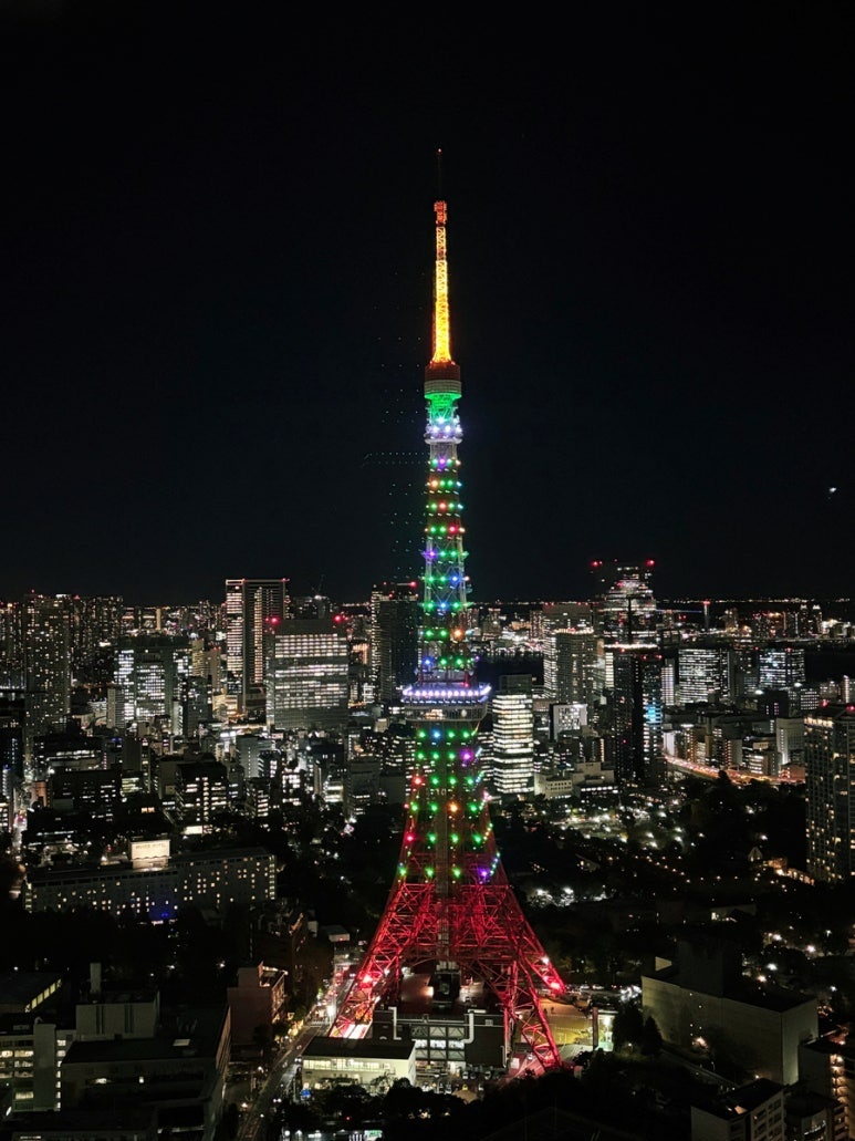 Azabudai Hills 33F Sky Room observatory cafe with Tokyo Tower Christmas lights view