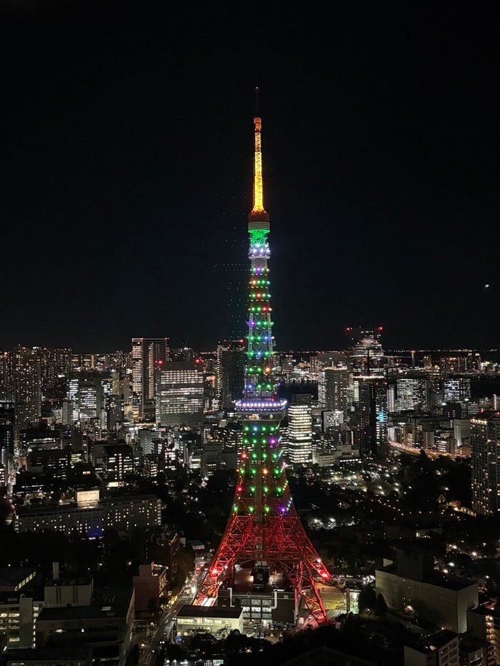 Tokyo Tower Christmas illumination viewed from Azabudai Hills Sky Room
