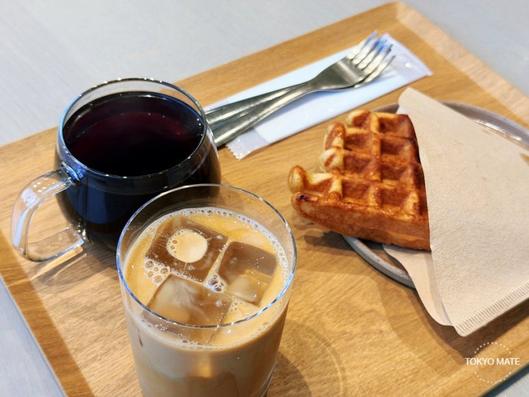 Blue Bottle Kiyosumi flagship Iced NOLA and Liege waffle set
