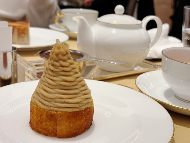 Ginza WAKO Tea Salon's gorgeous Mont Blanc cake