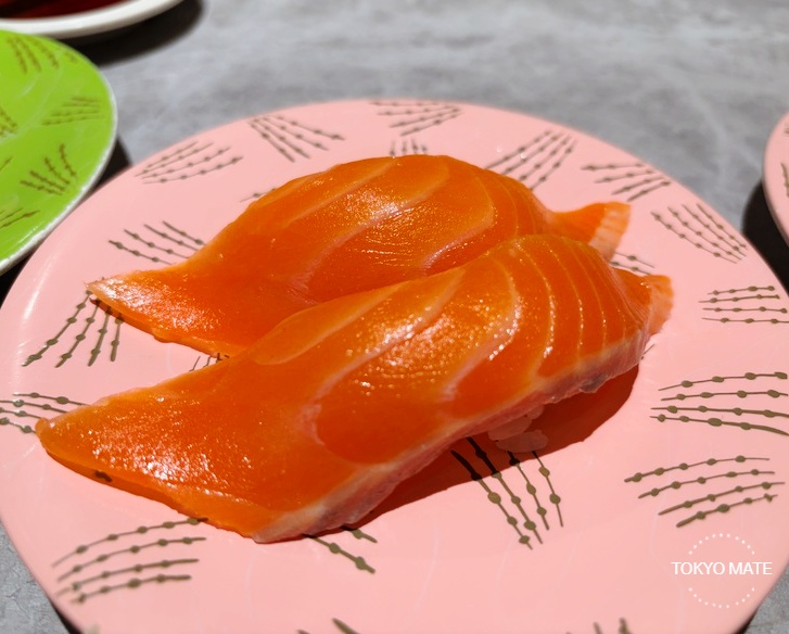 Salmon sushi