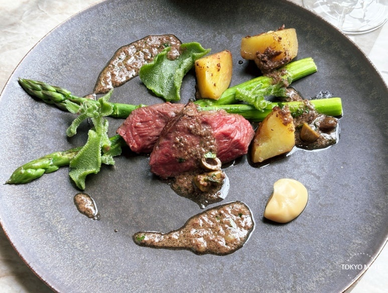 Janu Mercato roast lamb leg