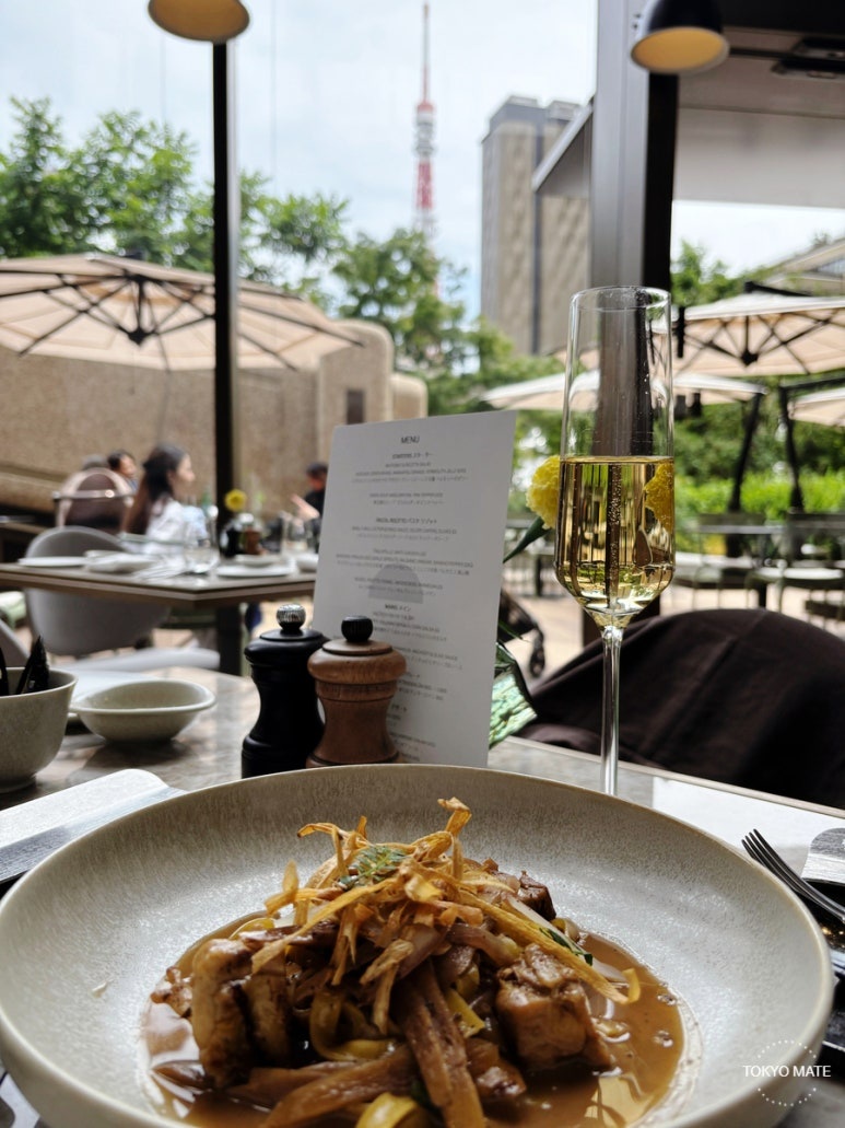 Janu Tokyo Mercato Tokyo Tower view window seat