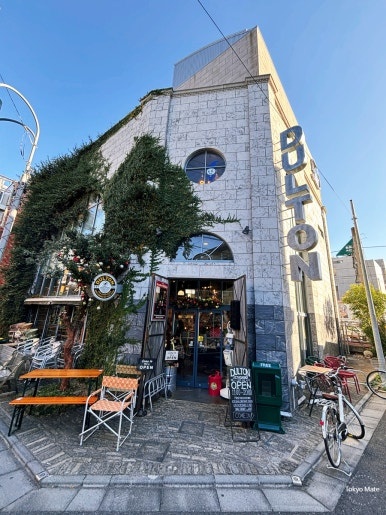 Jiyugaoka Dulton vintage-style building exterior