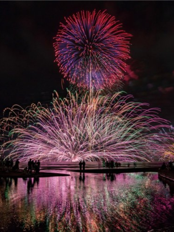 Kamakura Fireworks Festival best spots Yuigahama Beach and Zaimokuza Beach