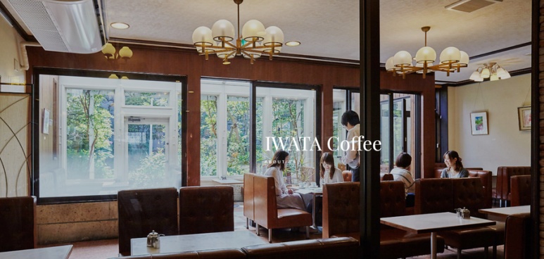 Kamakura cafe Iwata Coffee hot cake and classic interior
