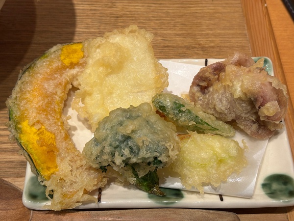 Kirimugiya Jinroku udon dish