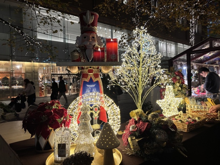 Marunouchi Christmas market