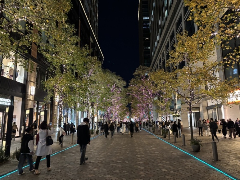 Marunouchi Christmas market