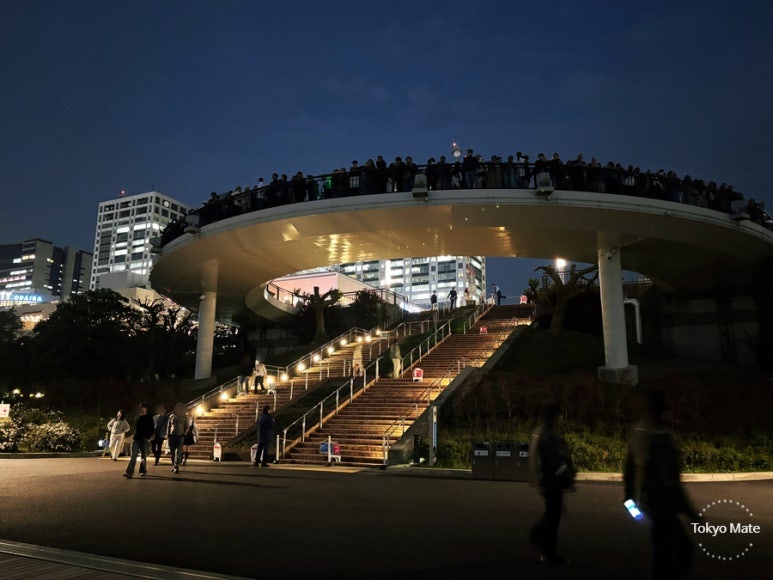 Odaiba Fountain Show — best viewing deck location
