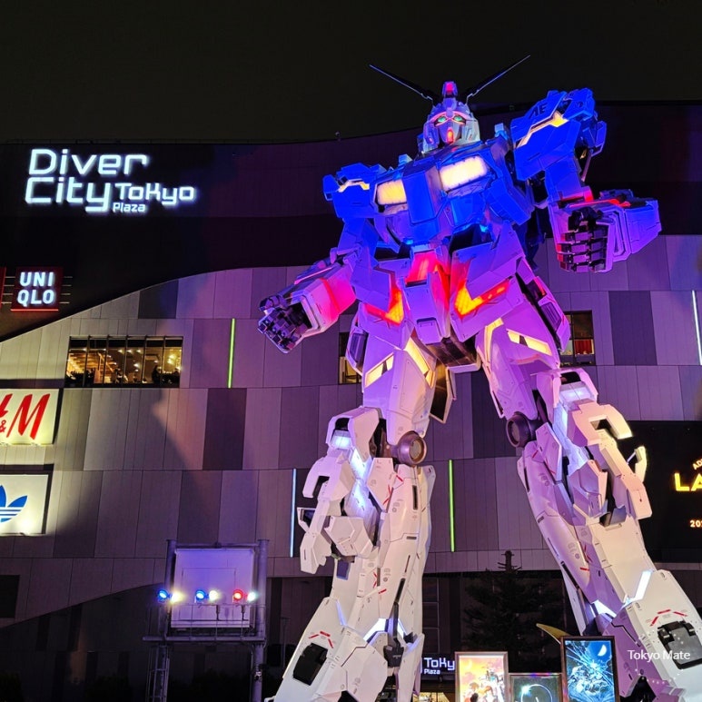 Odaiba DiverCity Tokyo Plaza Unicorn Gundam