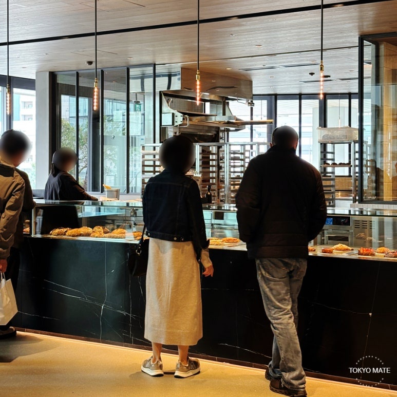 PAN:013 bakery with house-made yeast croissants at Ogawa Coffee Laboratory Takanawa