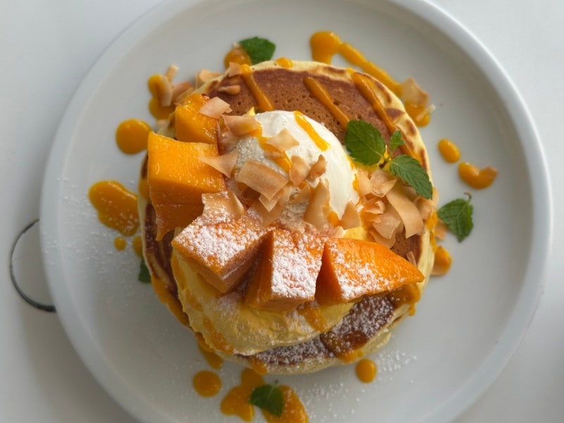 Crisscross mango pancakes