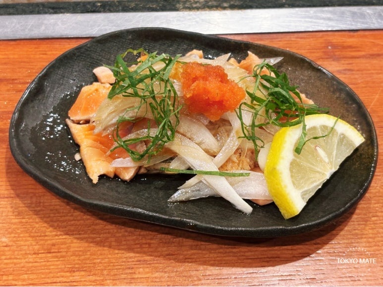 Raw salmon ponzu, a single dish at Fukutaro main store