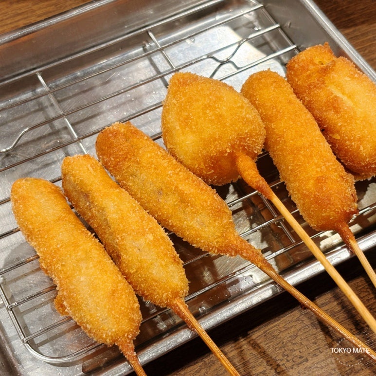 Original kushikatsu and cheese kushikatsu ordered again at Daruma