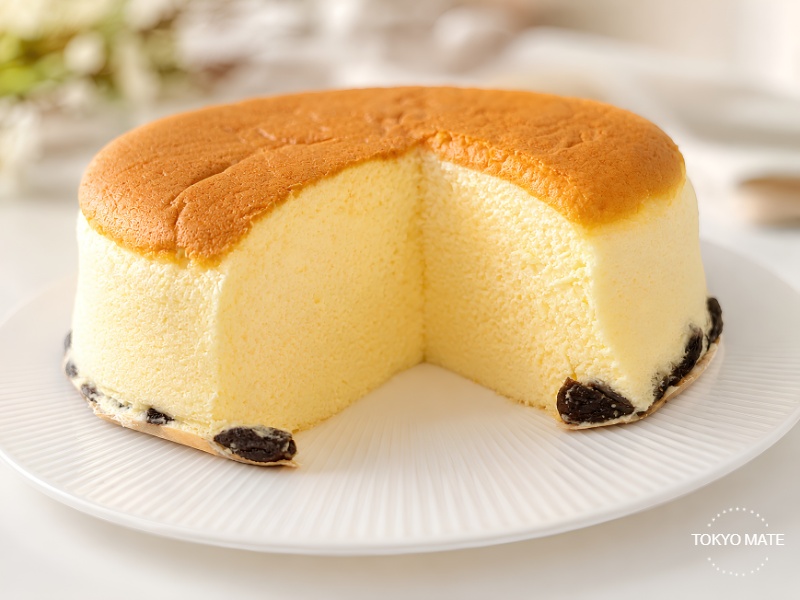 The airy cross section of Rikuro Ojisan cheesecake with raisins
