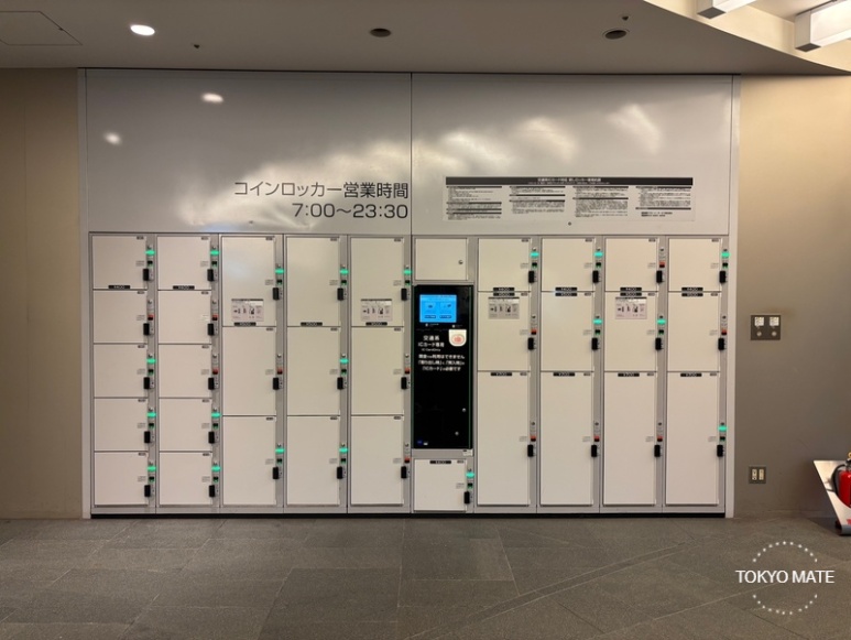 Coin lockers at Roppongi Hills Metro Hat B1F, availability at 3 PM