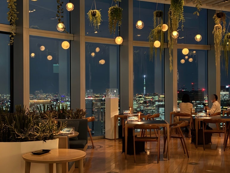 Restaurant THE MOON at Roppongi Hills Observatory