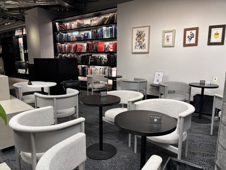 Different seat types at the Share Lounge
