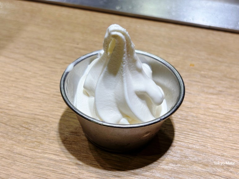 Soft serve ice cream dessert