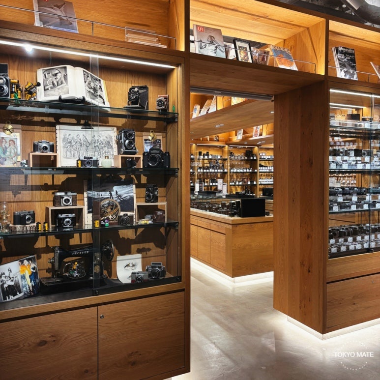 Junk cameras and lenses on the 3rd floor of Kitamura Camera
