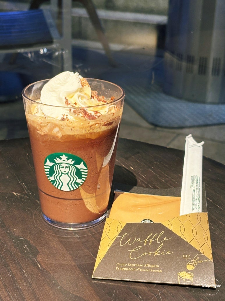 Starbucks Japan Valentine Cacao Espresso Affogato Frappuccino actual drink photo