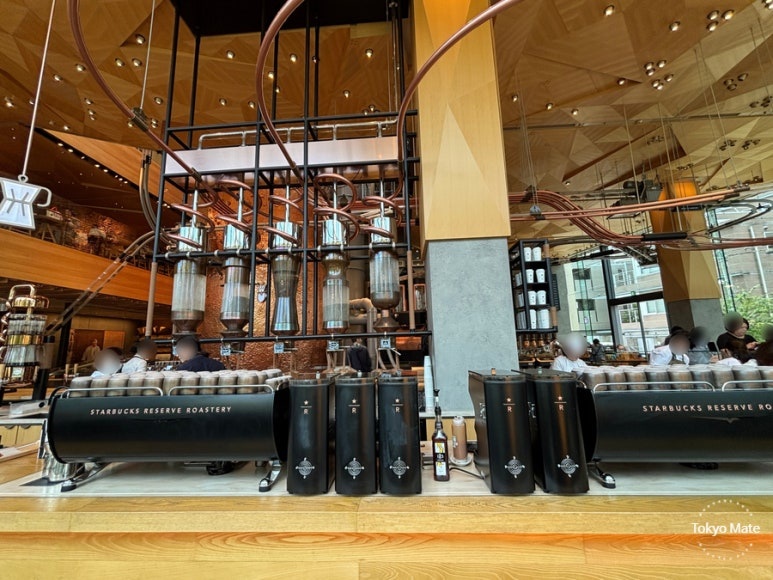 Starbucks Reserve Roastery Tokyo 1F main bar