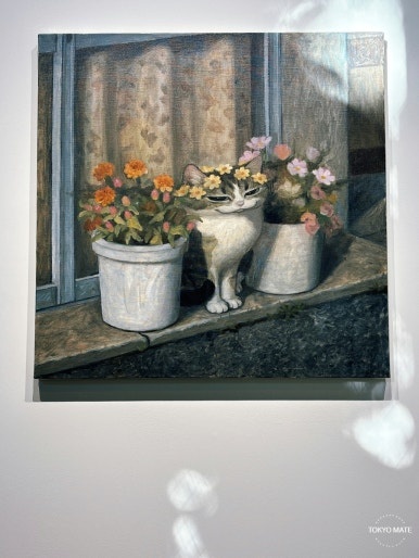 Cat-motif painting by YU SORA on display