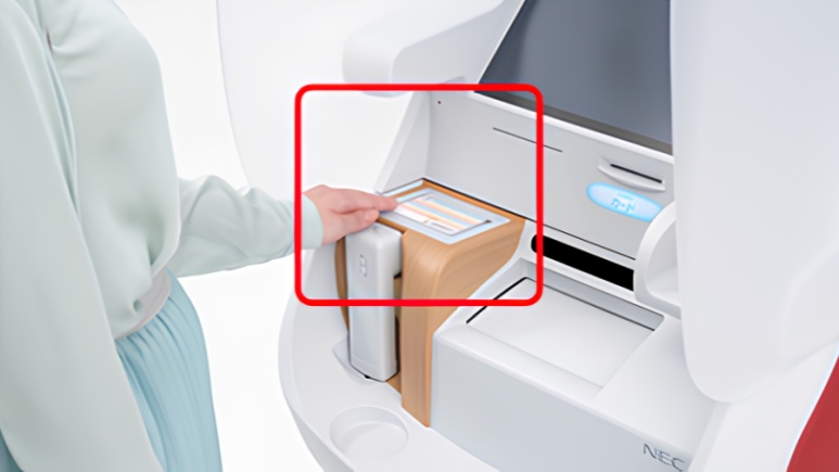 Steps for topping up Suica, Pasmo, and Welcome Suica with cash at a Seven Bank ATM