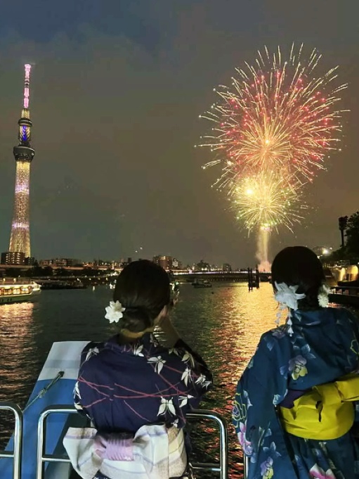 kkday traditional cruise boat Sumida River Fireworks from Shinagawa Funase with dinner