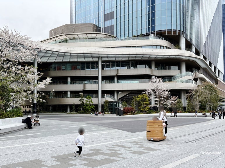 THE LINKPILLAR 1 NORTH exterior at Takanawa Gateway City