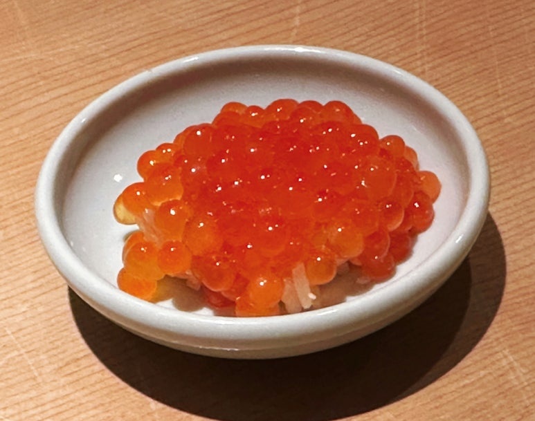 Takumi Tatsuhiro Shinjuku sushi omakase course salmon roe ikura