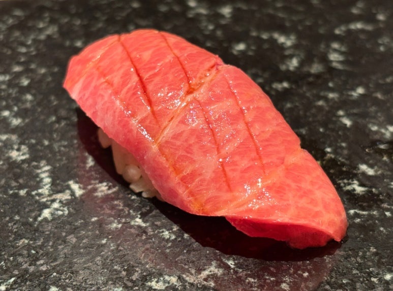 Takumi Tatsuhiro Shinjuku Michelin sushi nigiri tuna belly toro