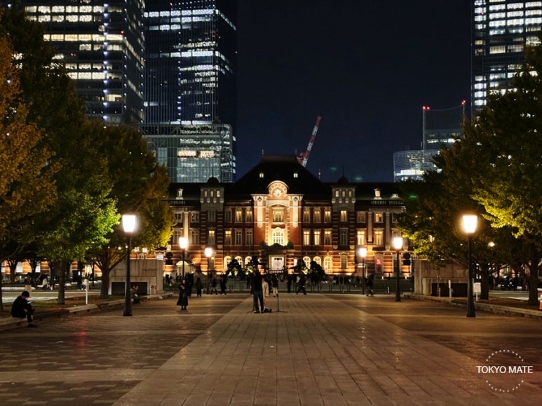 Tokyo Station Marunouchi red brick building night view