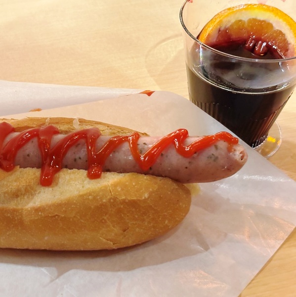 Tokyo Christmas Market foods: warm glühwein and sausages