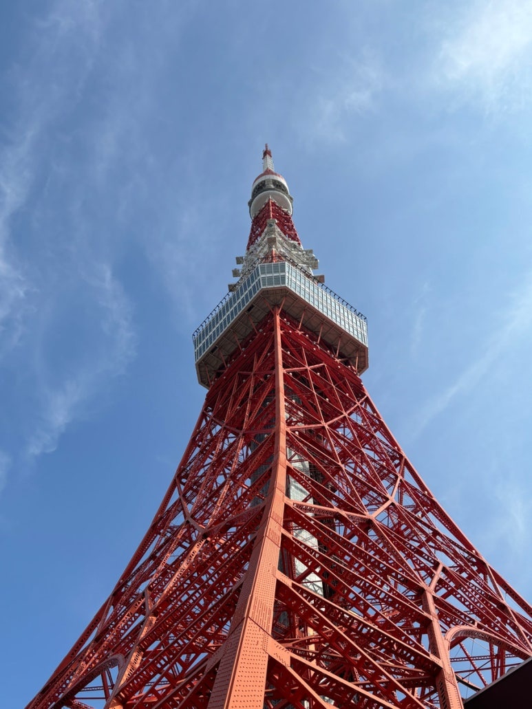 Tokyo Tower, great to visit together during daytime