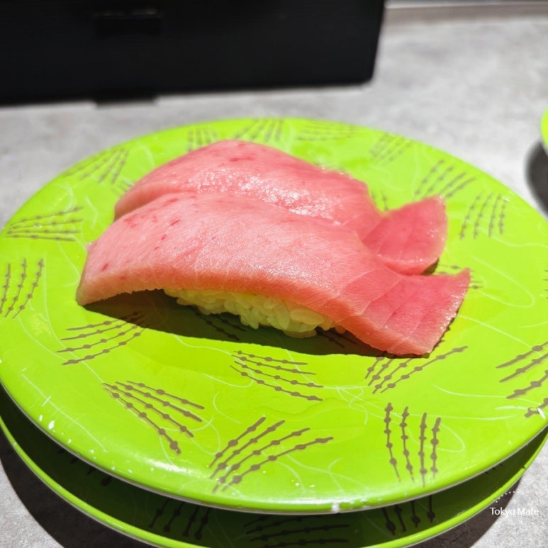 Toro nigiri at Nemuro Hanamaru KITTE Marunouchi
