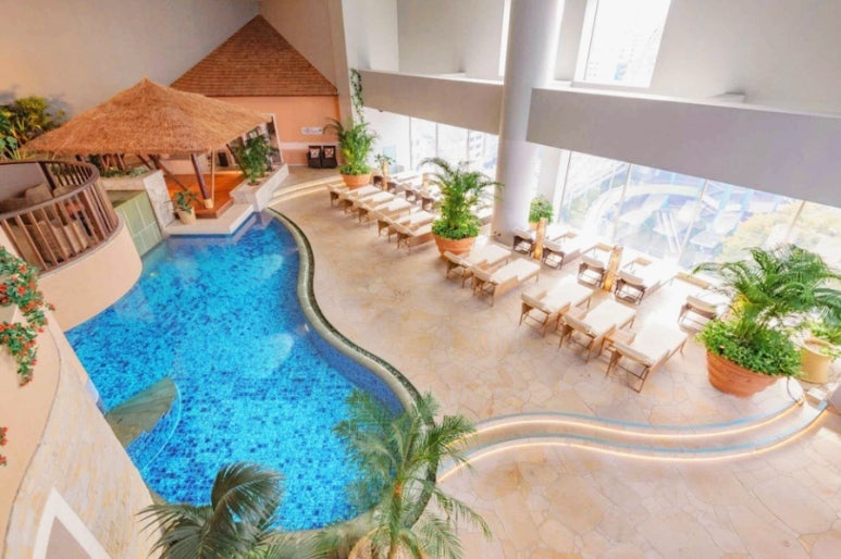 Tokyo Dome Spa LaQua Healing Baden interior
