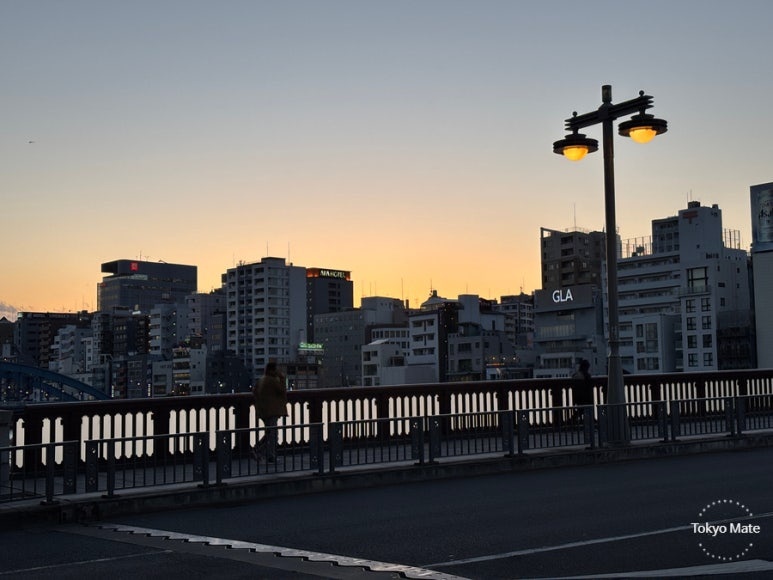 Tokyo March sunset time comparison with Seoul