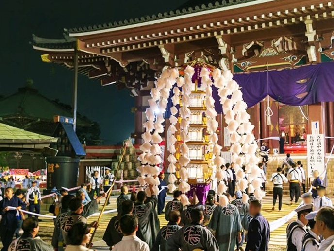 Mando procession at the Ikegami Honmonji Oeshiki
