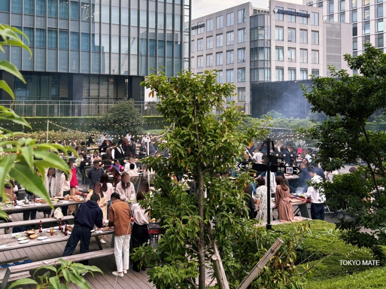 Mid-October in Tokyo, when the temperature drops and outerwear is needed