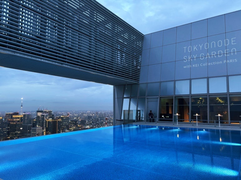 Toranomon Hills Station Tower 49F sky garden