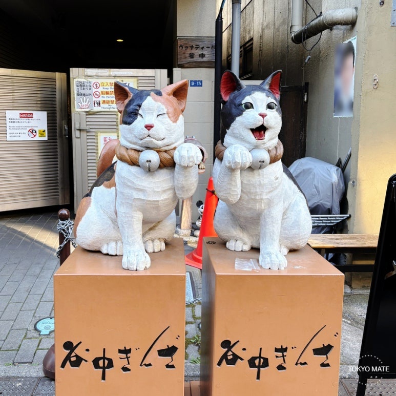 Tokyo Yanaka Ginza Complete Guide: Menchi-katsu & Yuyake Dandan Sunset Stairs