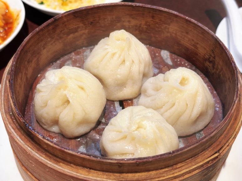 Keitokuchin's xiaolongbao, 小籠包 (xiao long bao)