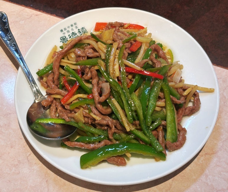 Keitokuchin's green pepper steak, 青椒肉絲 (chinjaorosu)